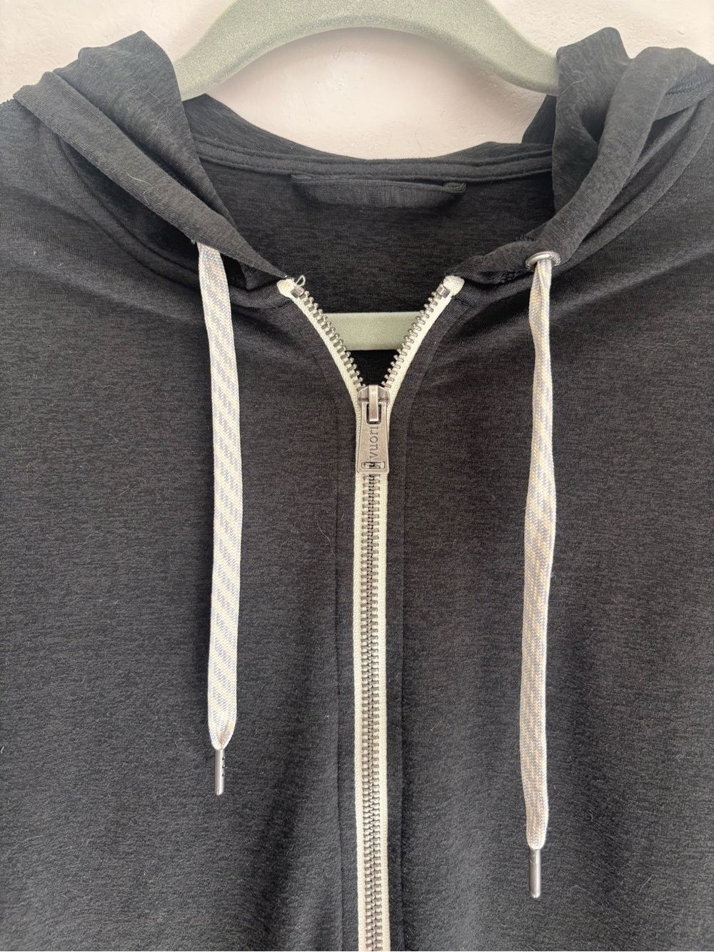 Vuori Charcoal Gray Zip-Up Hooded Jacket